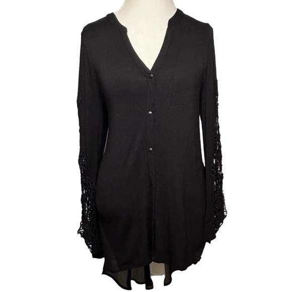 A. MOON Tunic Blouse Black High low Lace sleeves Unique style Stretch Size Large - Picture 3 of 6